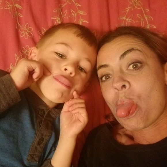 Meet your Posher, Melanie - Picture 1 of 1